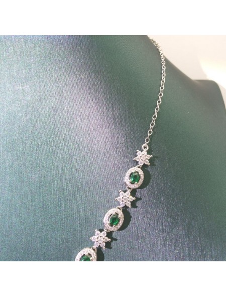 Natural emerald necklace