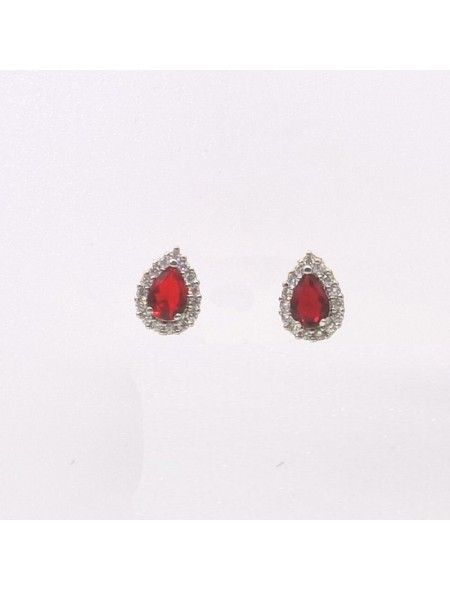 Natural ruby with water drop jewel ear stud