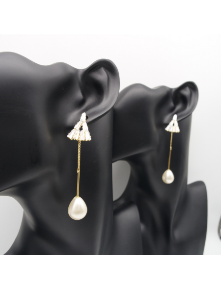 Triangular pearl long ear stud