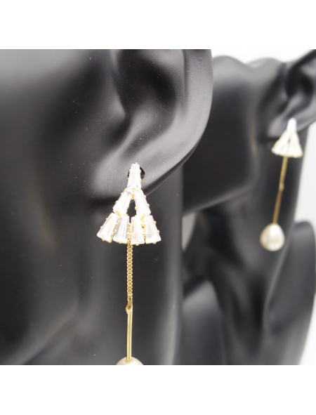 Triangular pearl long ear stud