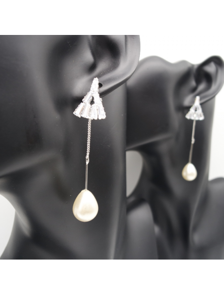 Triangular pearl long ear stud