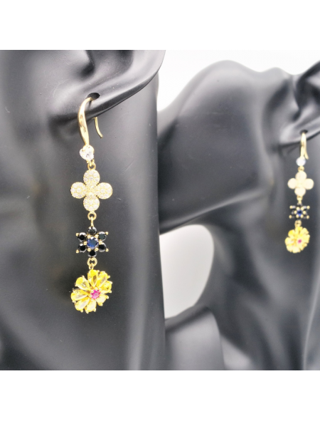 Three flower shaped zircon ear hook